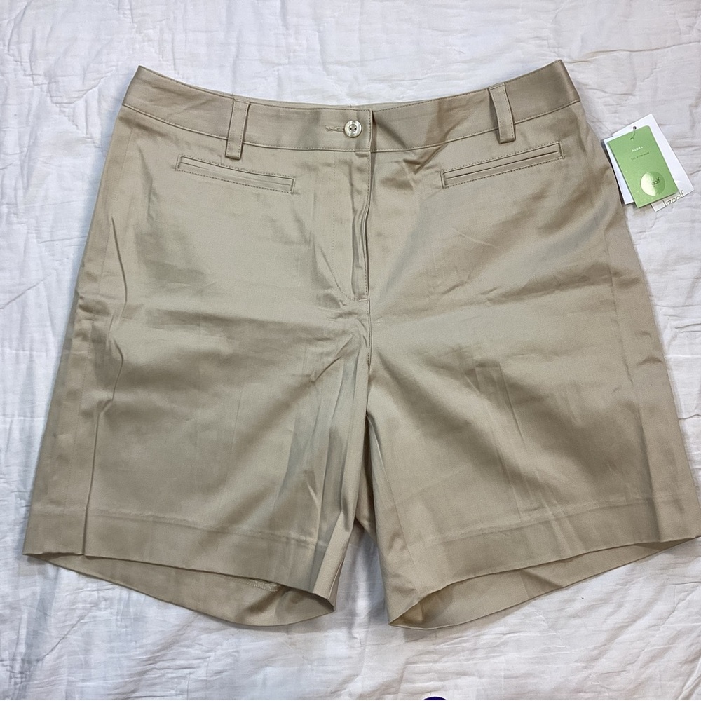 NWT Liz Golf LizGolf Audra Khaki Shorts 10.